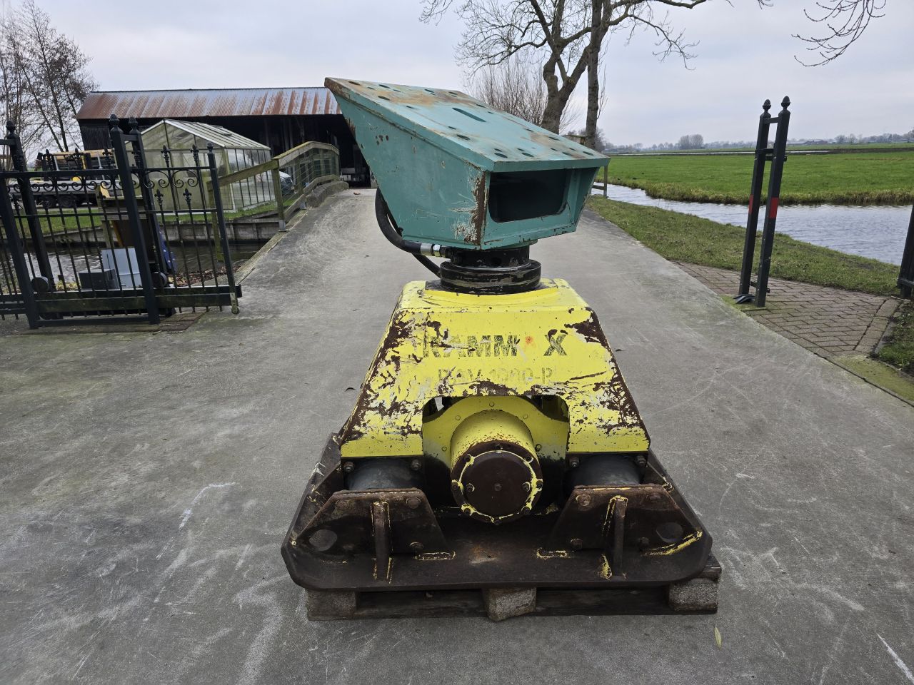 Ammann RAV 1000-P Trilblok met rotator