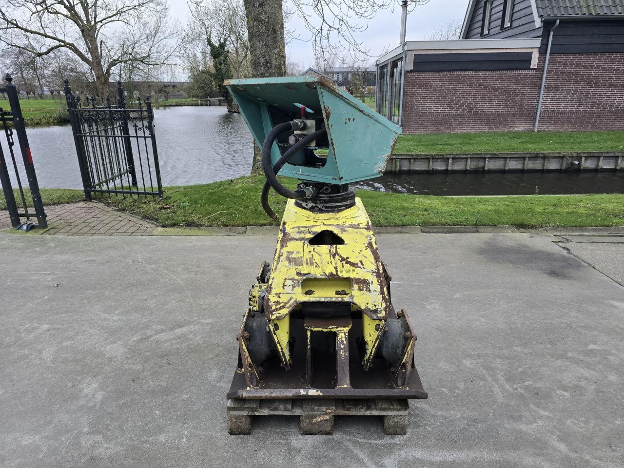 Ammann RAV 1000-P Trilblok met rotator