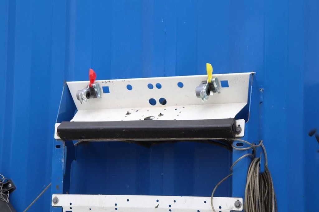 Krone SD sliding tarpaulin trailer