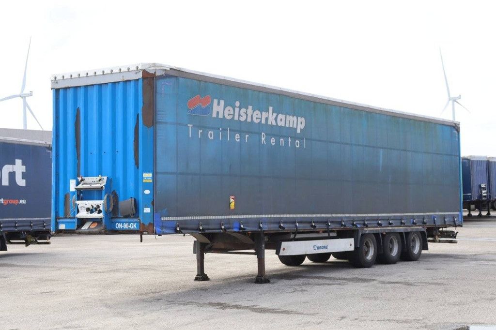 Krone SD sliding tarpaulin trailer