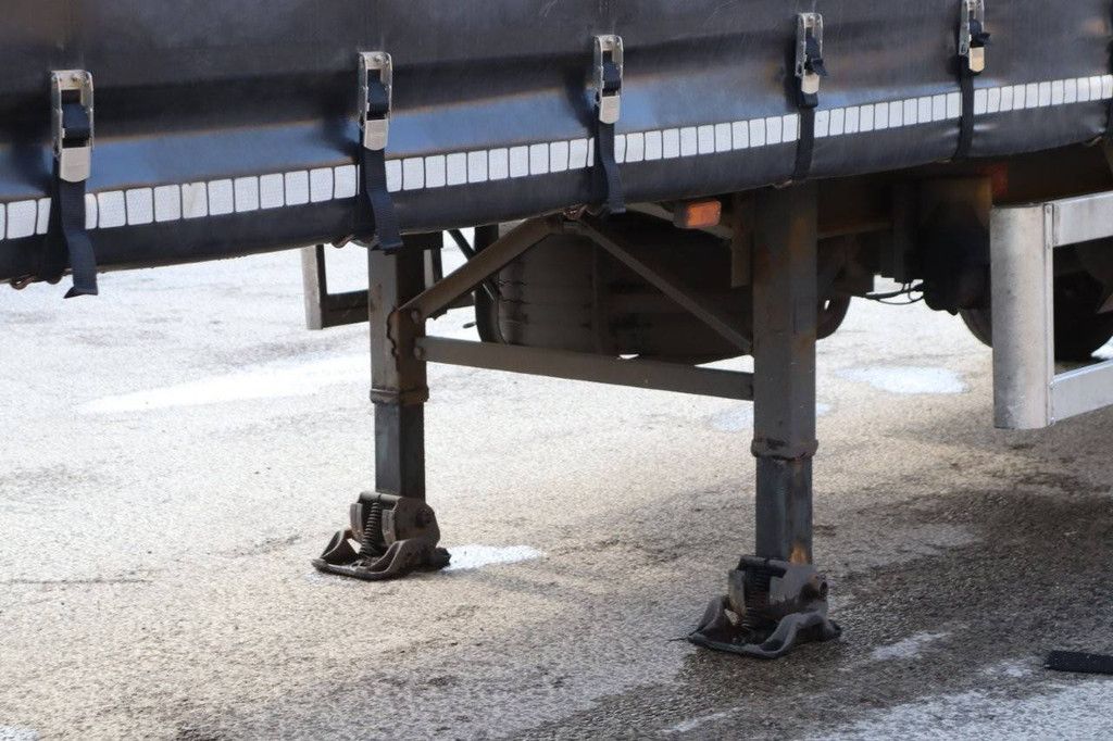 Pacton THD 339, Baujahr 1997, Planenauflieger