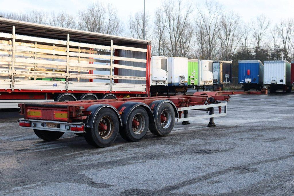 Container-Chassis-Renderings ROC 16.27 CC 2000