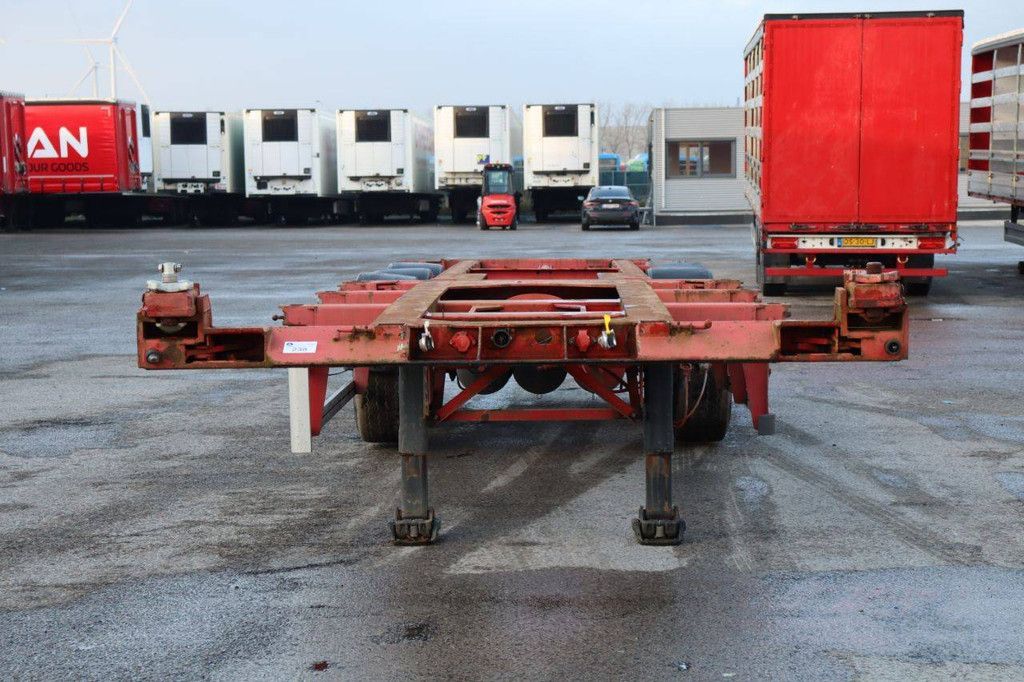 Container-Chassis-Renderings ROC 16.27 CC 2000