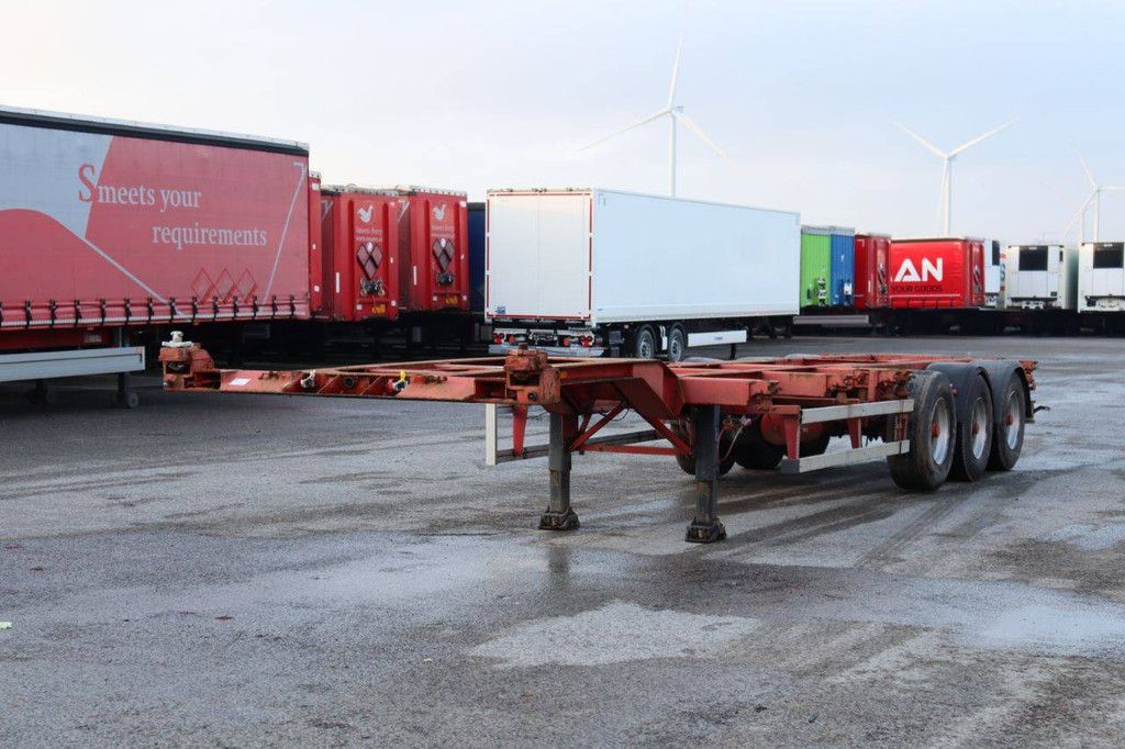 Container-Chassis-Renderings ROC 16.27 CC 2000