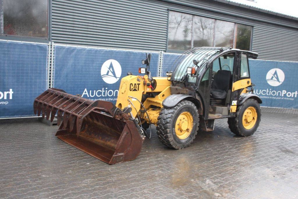 Verreiker Caterpillar TH215 Diesel 60kW 2500kg 5.5m