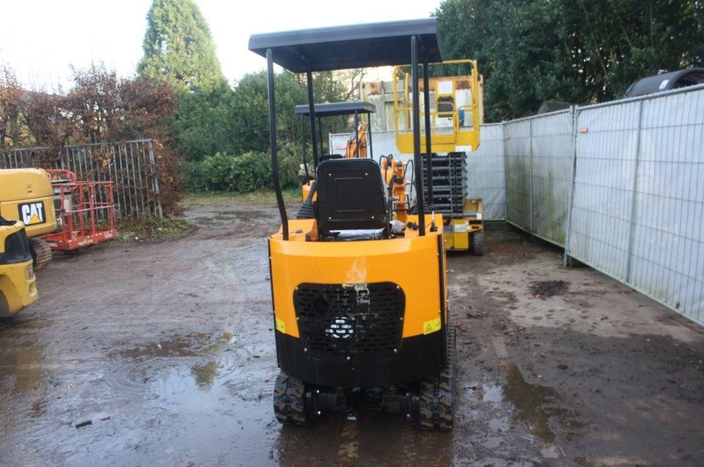 Mini excavator Captok 15 Petrol 2025