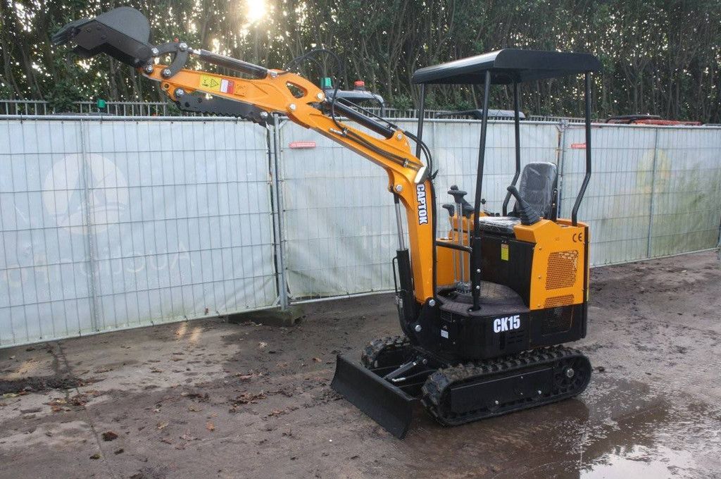 Mini excavator Captok 15 Petrol 2025