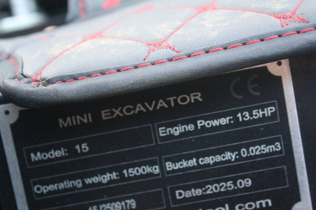 Mini excavator Captok 15 Petrol 2025