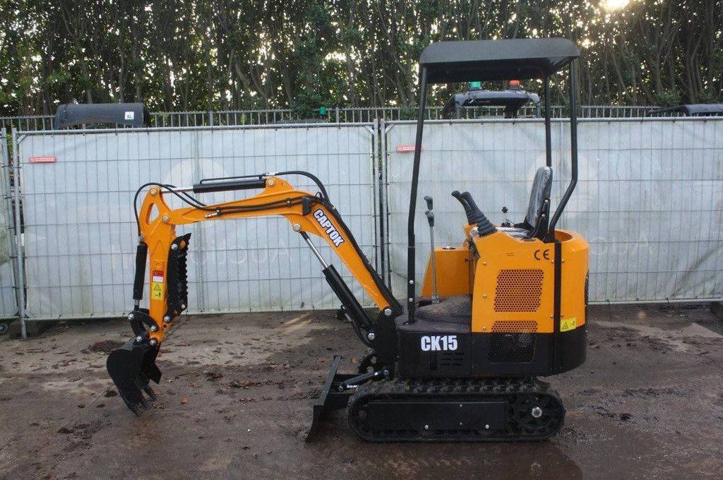 Mini excavator Captok 15 Petrol 2025