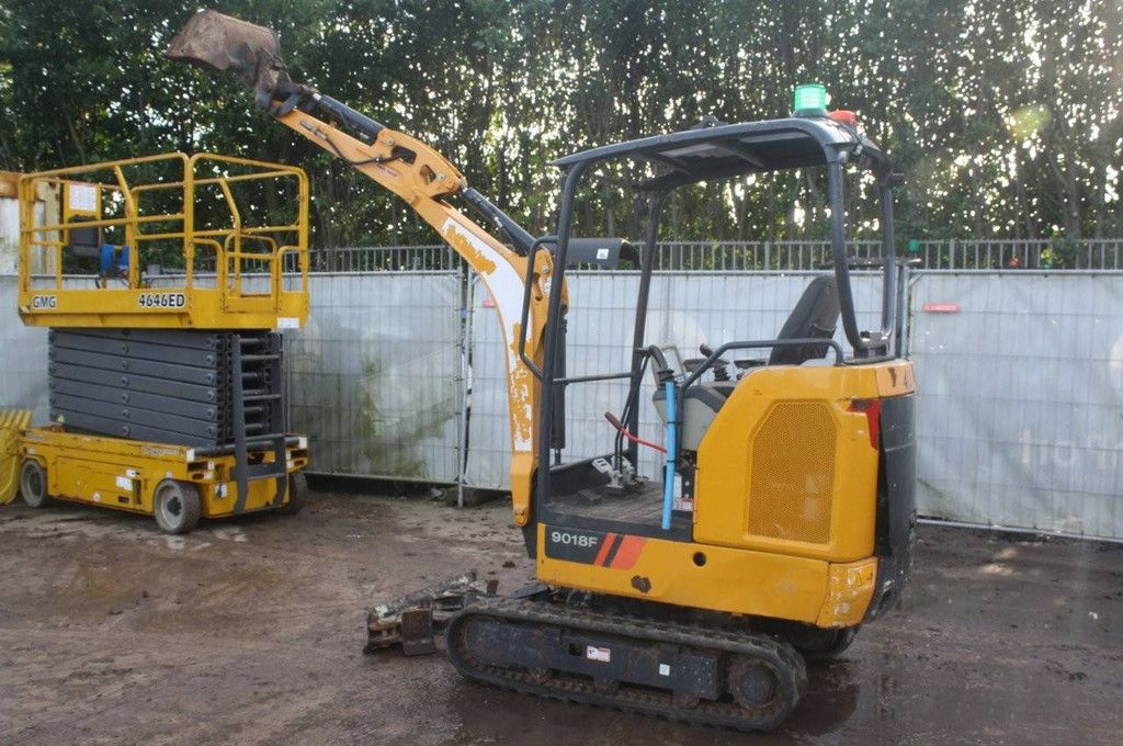 Mini excavator LiuGong 9018F Diesel 2021