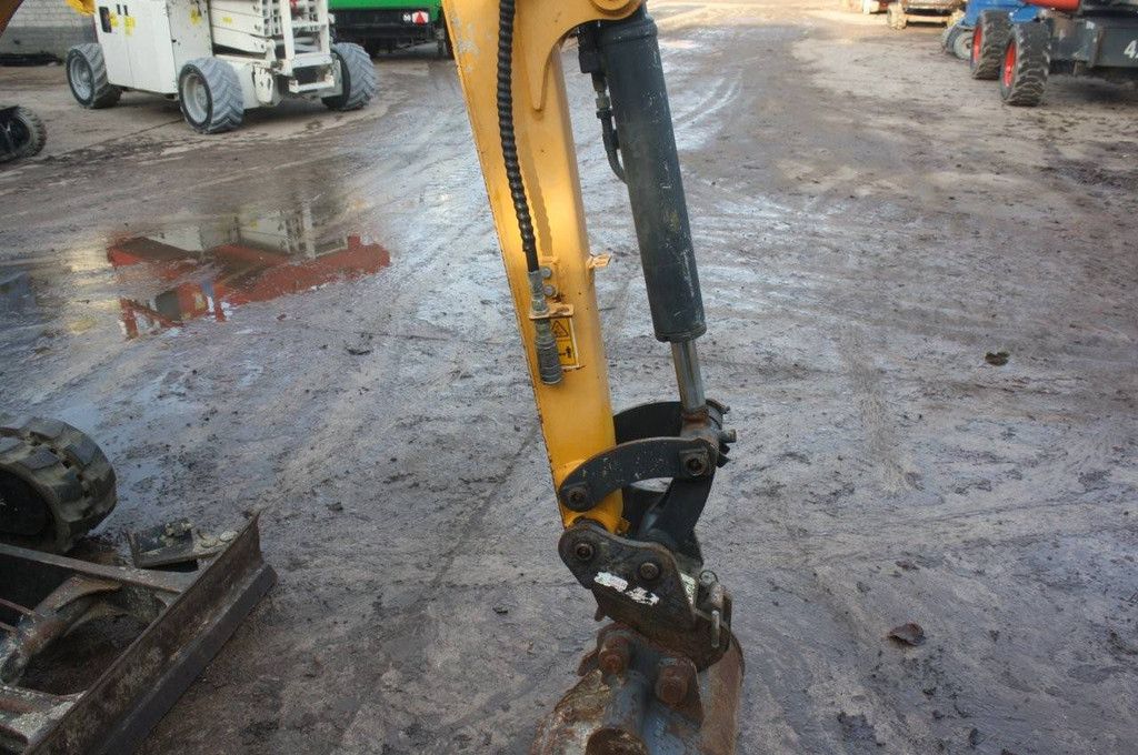 Mini excavator LiuGong 9018F Diesel 2021