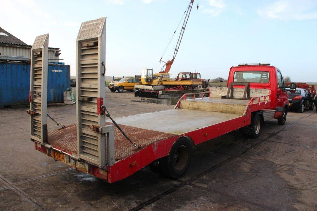 BB Trekker Iveco Daily 40C18/T Diesel 177pk 2010 met Semi-Dieplader Veldhuizen