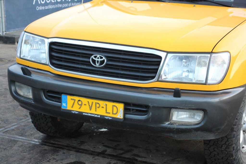 Toyota LANDCR. 100 4.2TD AUT+SRW Diesel 204hp 2000