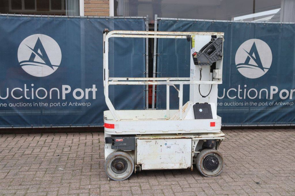 JLG 1230ES Elektrischer Mastlift 5,66 m 2014