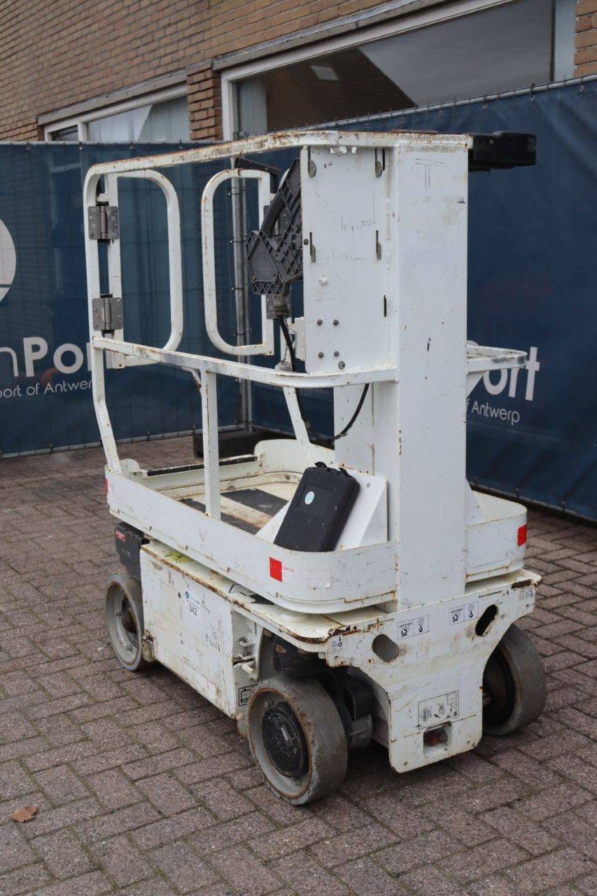 JLG 1230ES Elektrischer Mastlift 5,66 m 2014