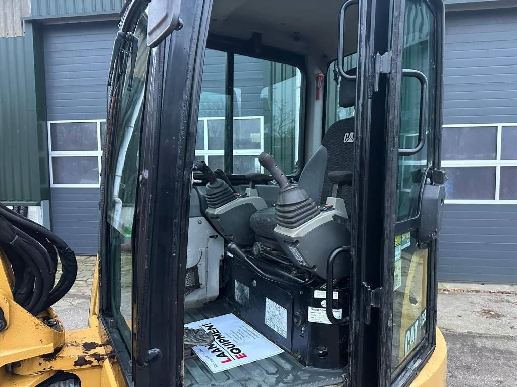 CAT 305 E CR - A/C