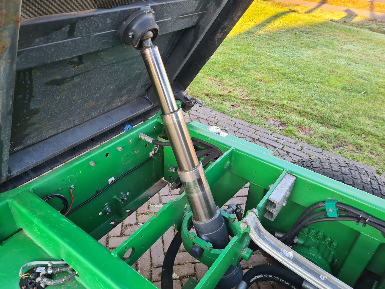 Schmitz mini kipper kieper kiepwagen golfkar Gator 2013