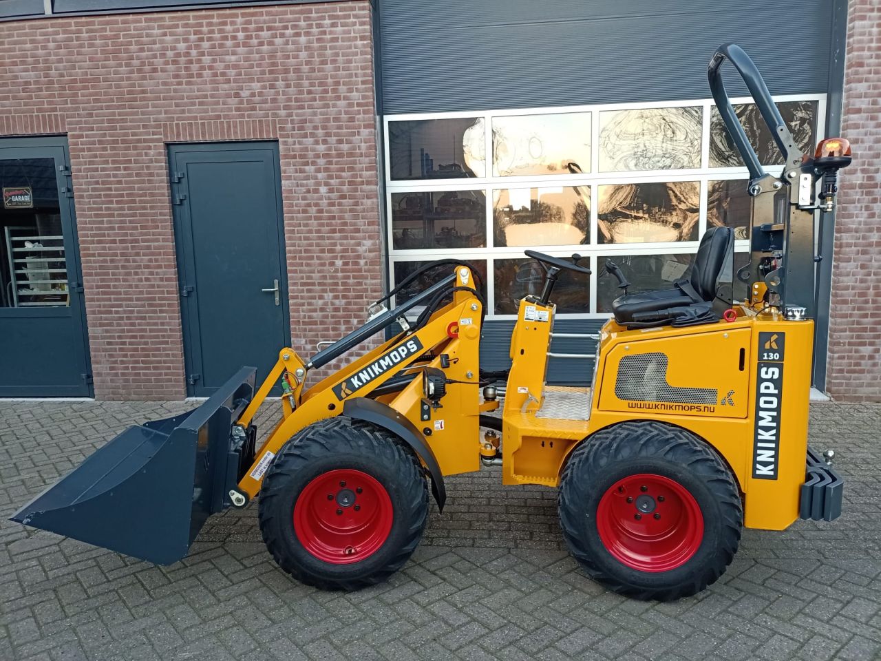 Knikmops te koop, samen te stellen naar uw wensen