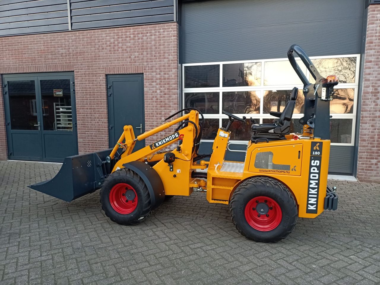 Knikmops te koop, samen te stellen naar uw wensen