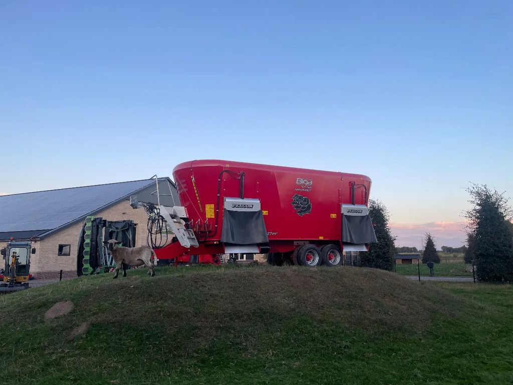 Peecon Biga Topliner mammoet 30m3