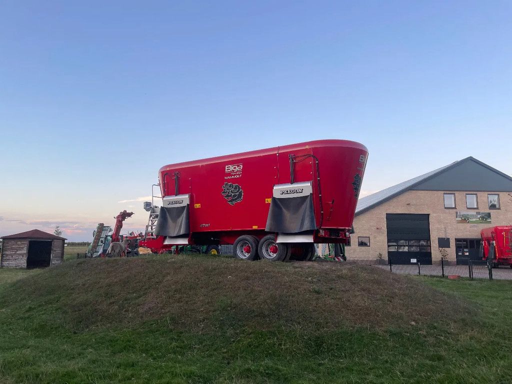 Peecon Biga Topliner mammoet 30m3