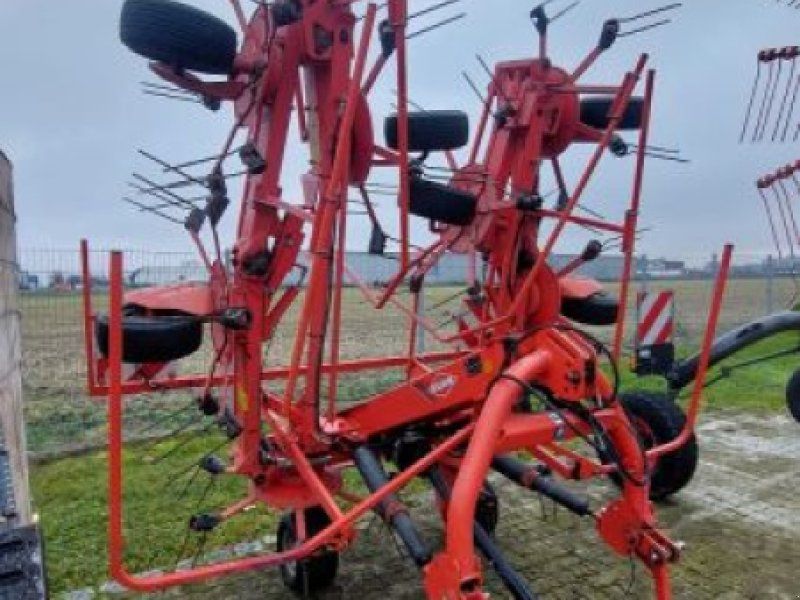 Kuhn GF 8702