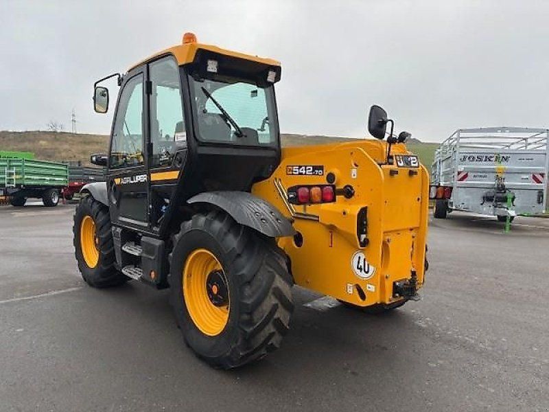 JCB 542-70