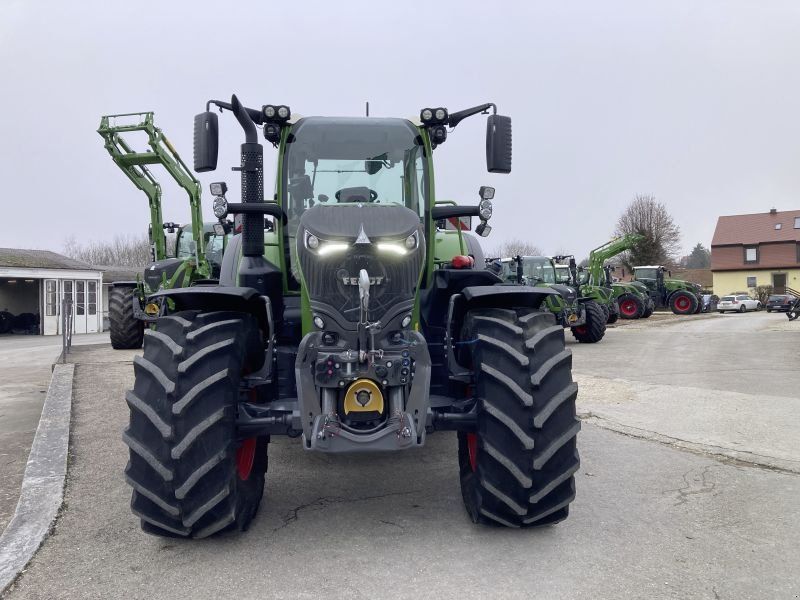 Fendt 724 VARIO GEN7 PROFI PLUS