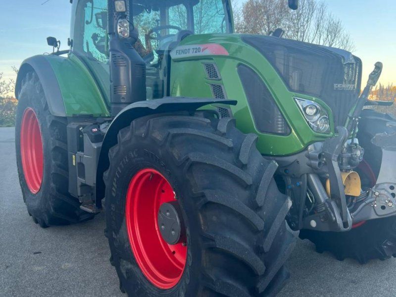 Fendt Vario 720 Profi Plus S4, FZW, FKH, GPS, 4800 Bh, neue Hinterreif