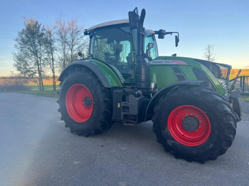 Fendt Vario 720 Profi Plus S4, FZW, FKH, GPS, 4800 Bh, neue Hinterreif