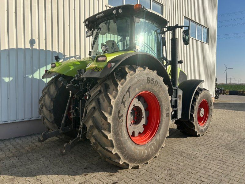 Claas Axion 870