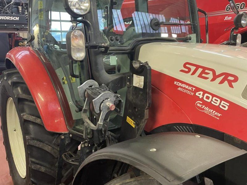 Steyr 4095 KOMPAKT HILO