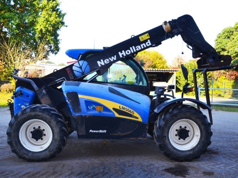 New Holland LM 5060
