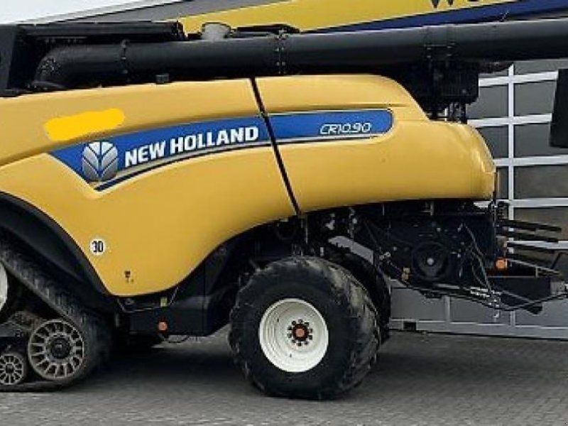 New Holland CR 10.90
