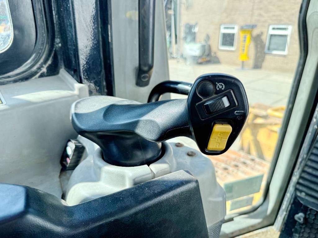 CAT D6T LGP - Swamp Tracks / Dutch Machine