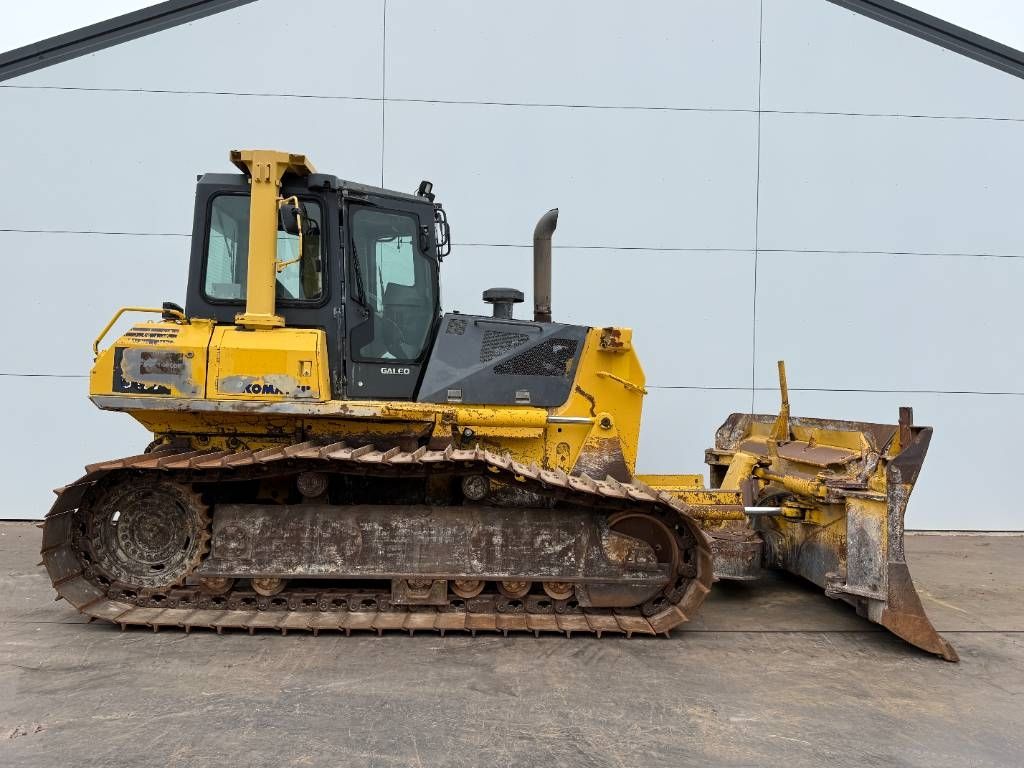 Komatsu D61PX-15 - 6 way + Folding Blade / CE + EPA / AC