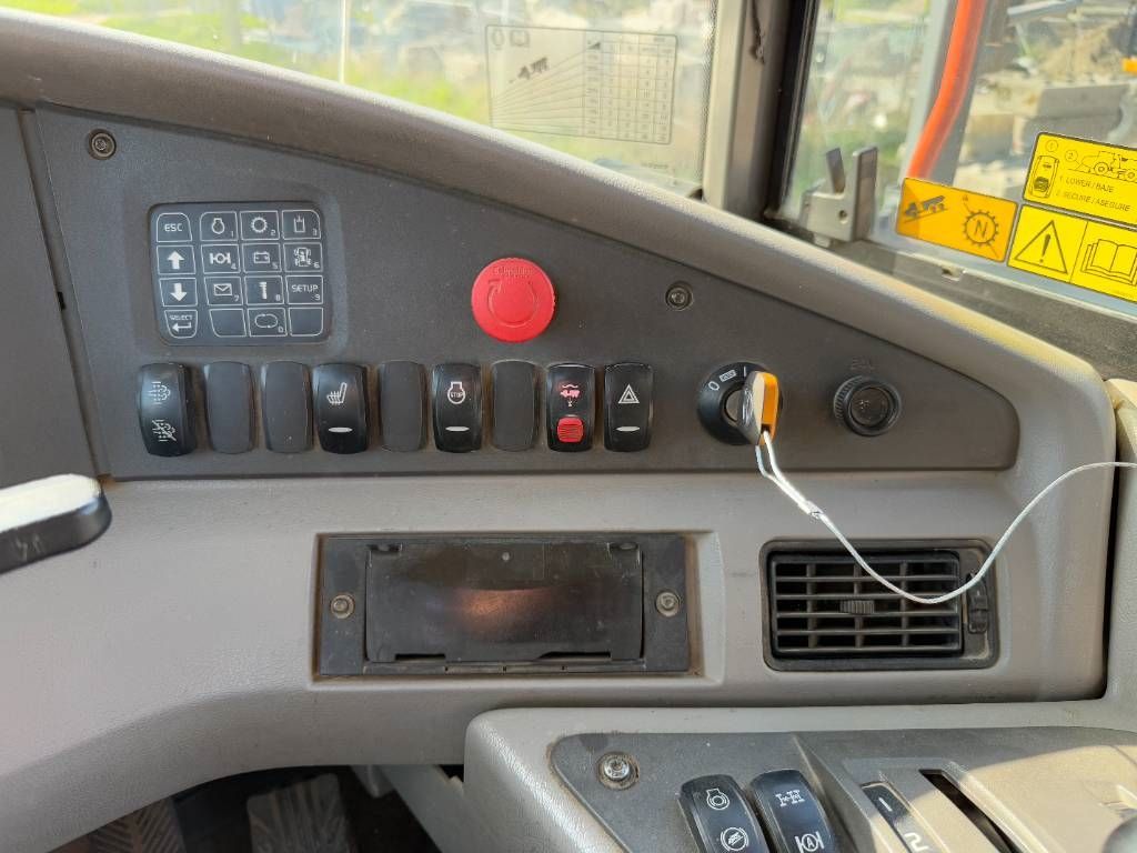 Volvo A60H - Top Condition / Body Heating / Camera