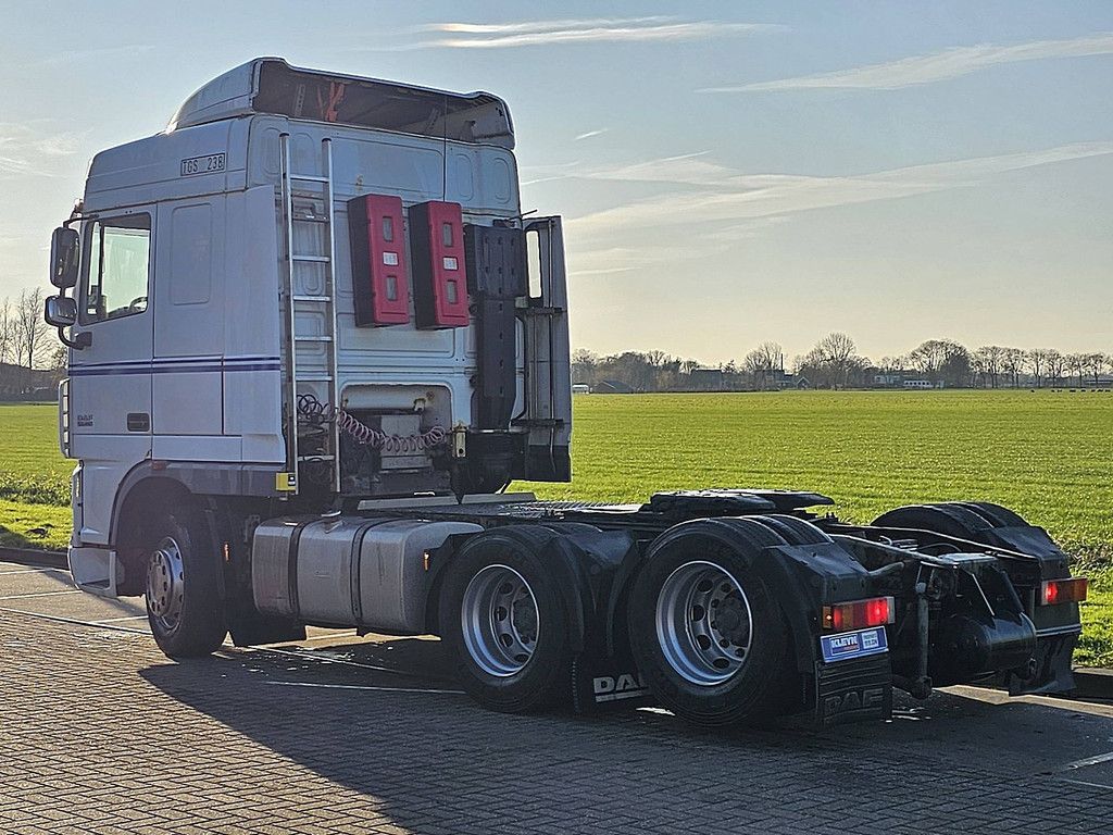 DAF XF 105.460 6x2 fts spacecab