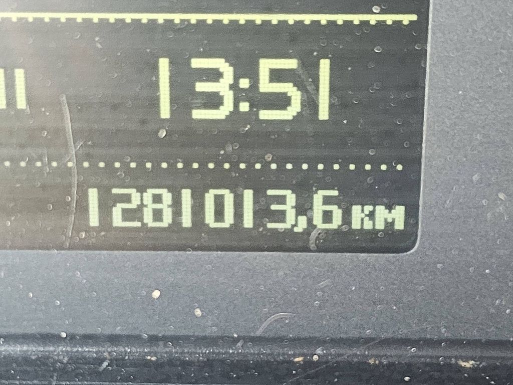 VOLVO FM 13.420 live stock animals