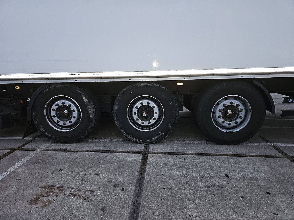 KOGEL SKH24 liftaxle 2t taillift