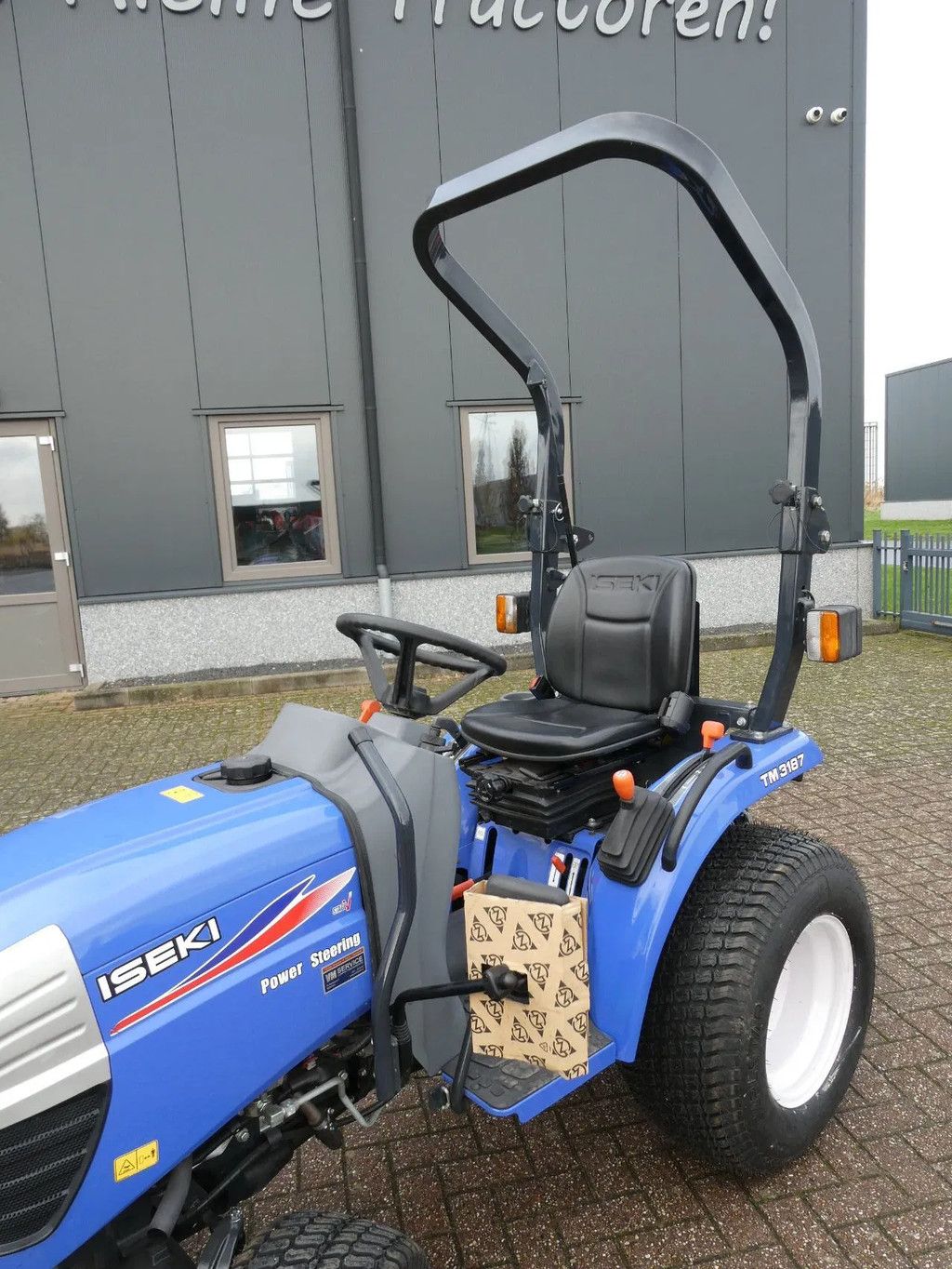 Iseki TM3187 4wd / 00129 Draaiuren / Extra Brede Gazonbanden