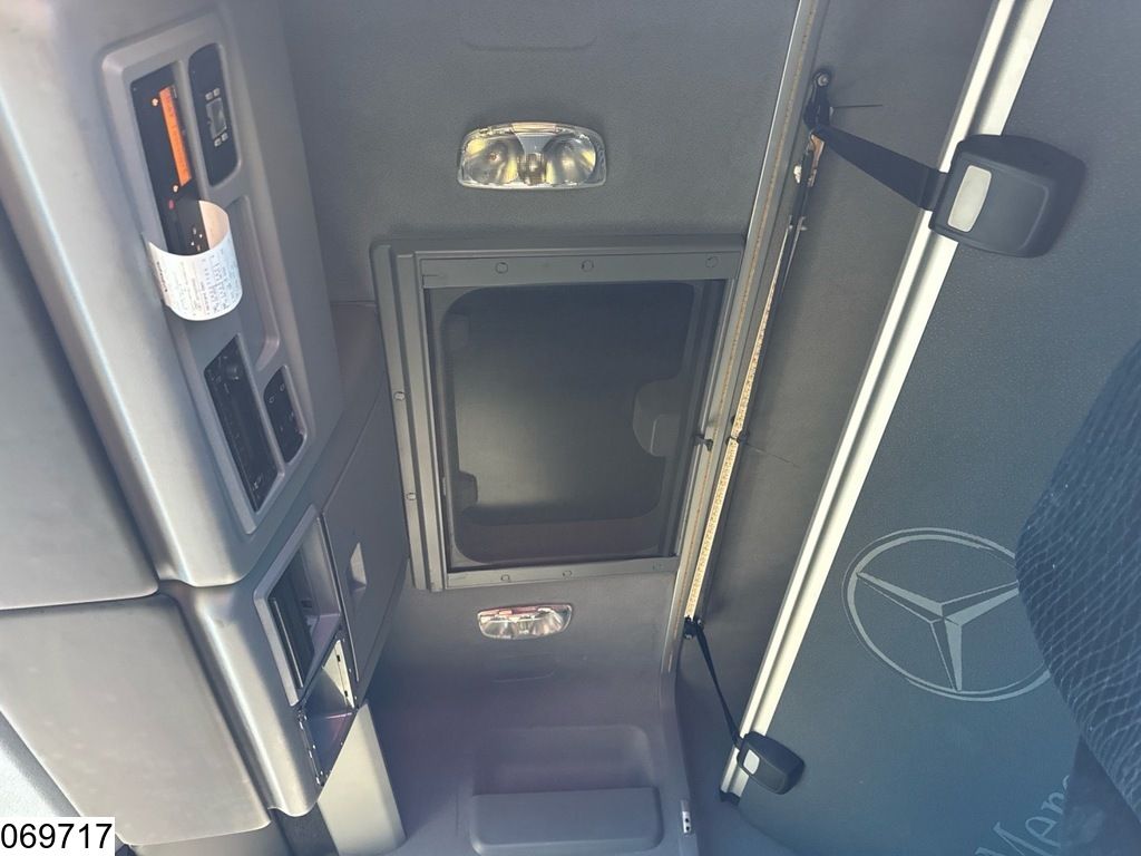 Mercedes Atego 1528 EURO 6, PTO, Winch