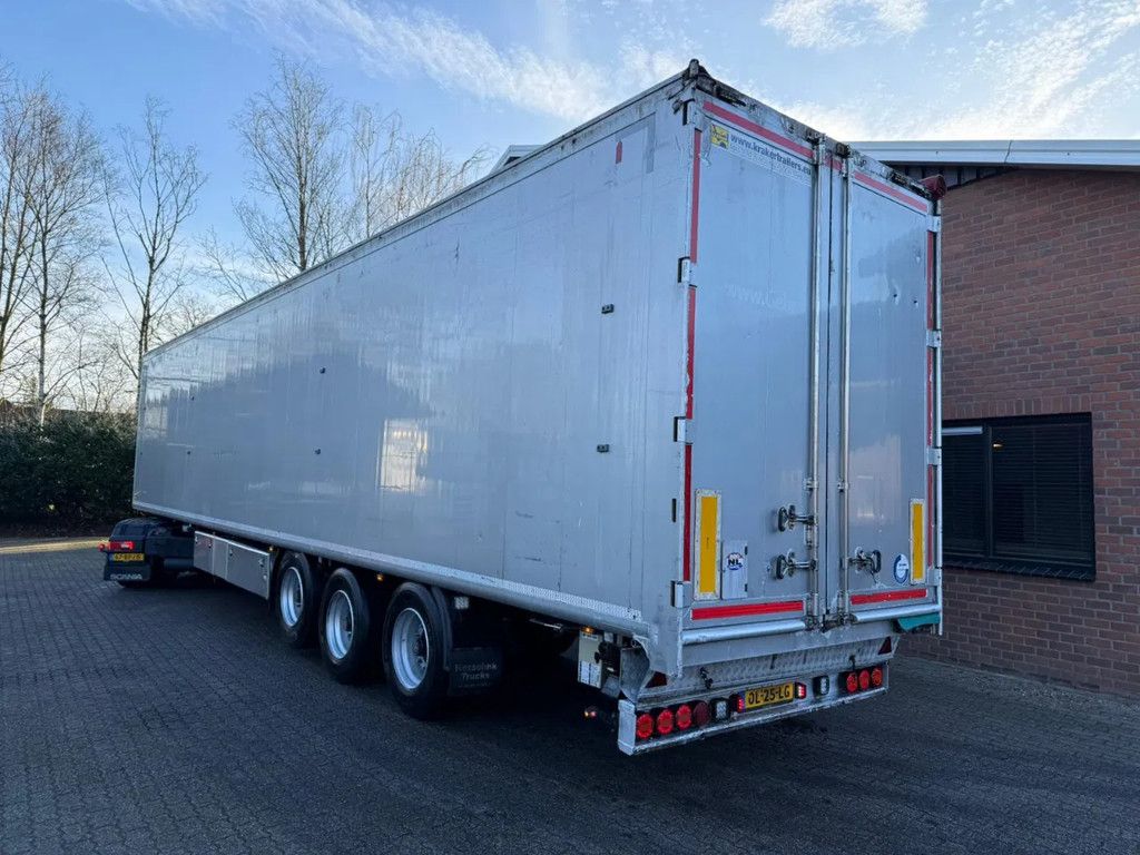 Kraker 92m3 Cargo floor 5 year old! Liftas Afstandsbediening APK/TUV 18-09-2026