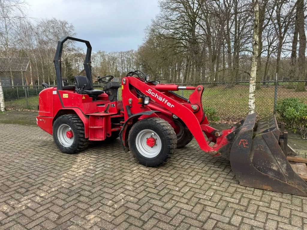 Schäffer 5070 Shovel loader