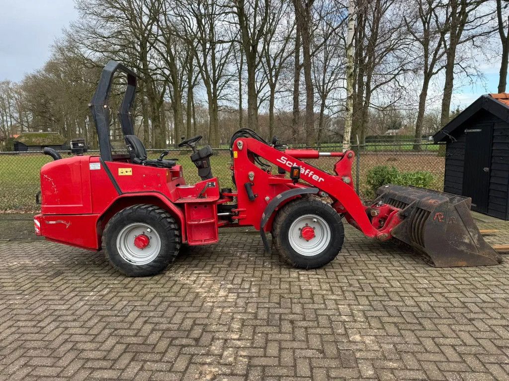 Schäffer 5070 Shovel loader