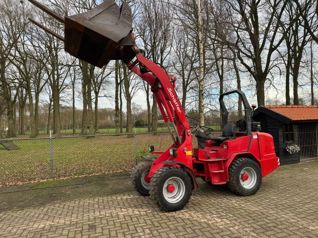 Schäffer 5070 Shovel loader
