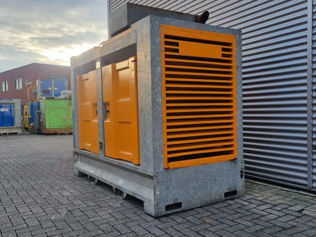 BBA BA200E D328 with John Deere 4045HF