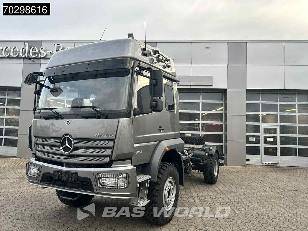 Mercedes Atego 1324 4X4 NEW 4x4 chassis Automatic Steelsuspension Euro 6