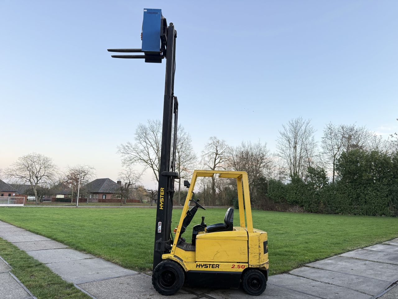 Hyster 2.5 tonner elektr triplex 5M Freelift Sideshift