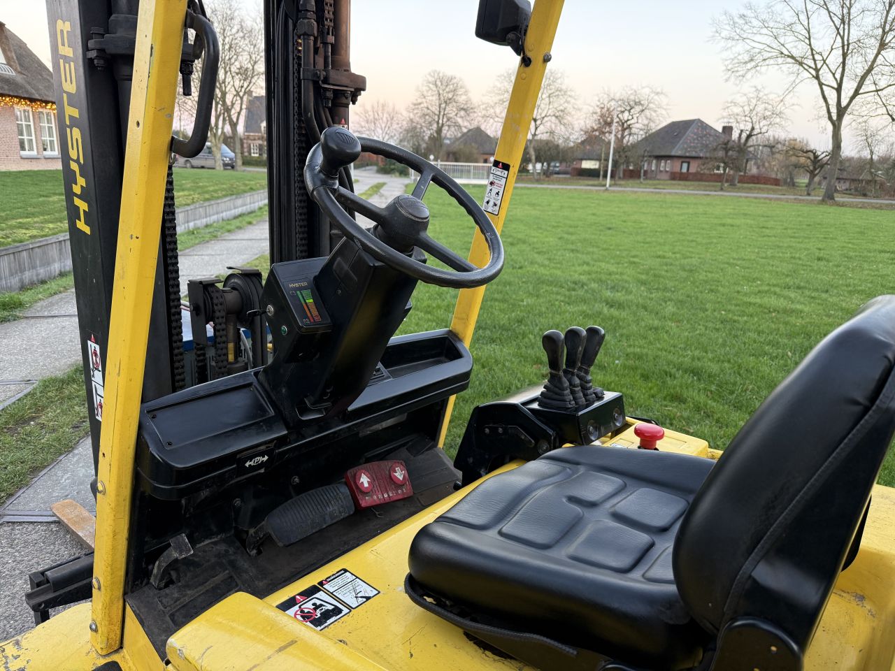 Hyster 2.5 tonner elektr triplex 5M Freelift Sideshift